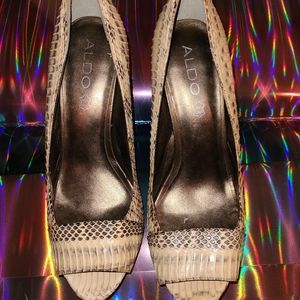 Vintage ALDO Vegan Snake Skin Brown Heels Size 39
